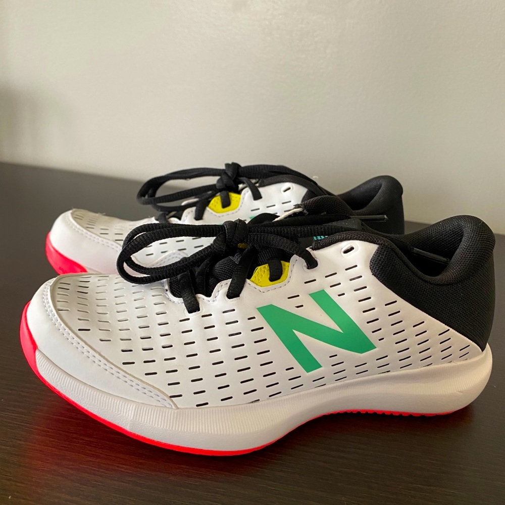 New balance shoes